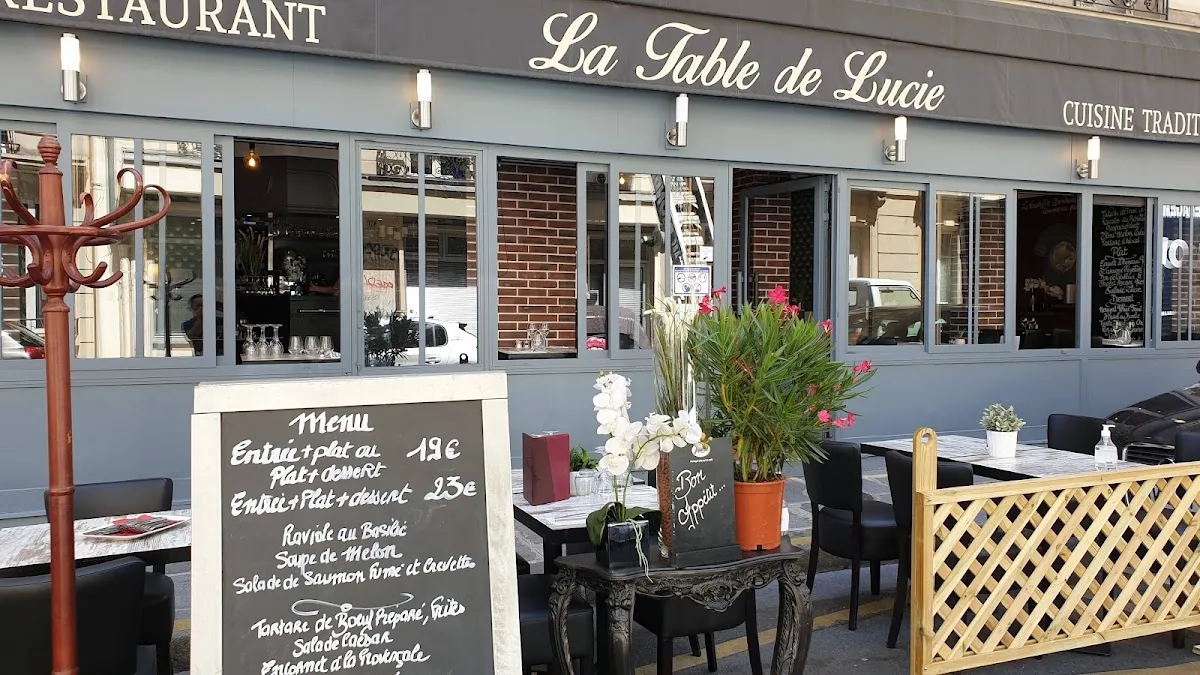 La Table de Lucie