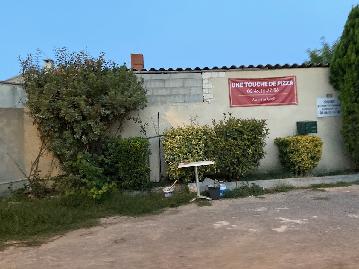 Photo de Une touche de pizza à Saint-Laurent-des-Arbres